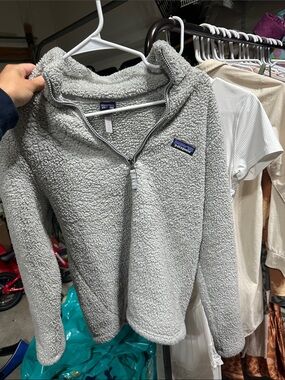 Patagonia Light Gray Sherpa Quarter‑Zip Fleece Pullover